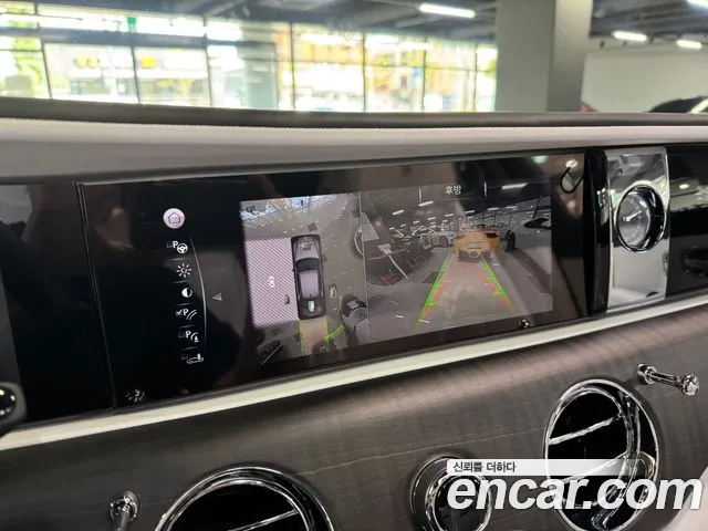 Rolls-Royce Ghost 2021 thumb 9