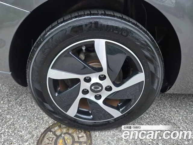 Renault SM3 2018 thumb 11