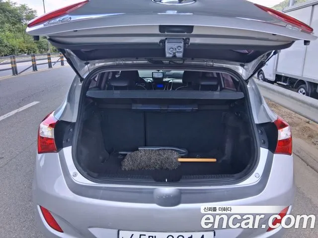 Hyundai i30 2014 thumb 3