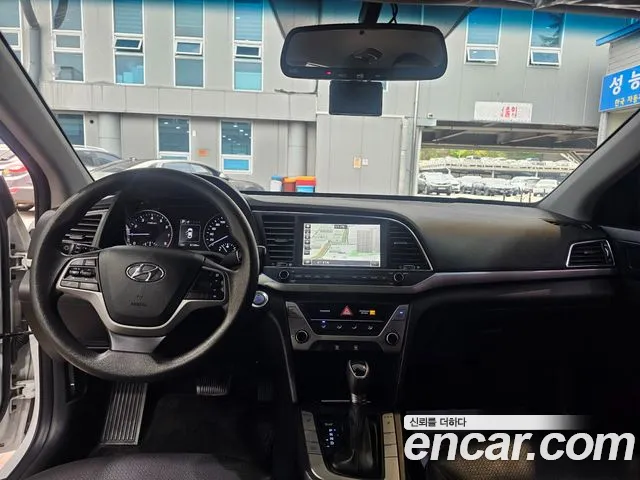 Hyundai Avante 2018 thumb 9