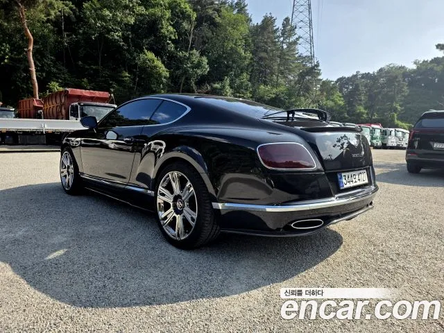 Bentley Continental 2015 thumb 6