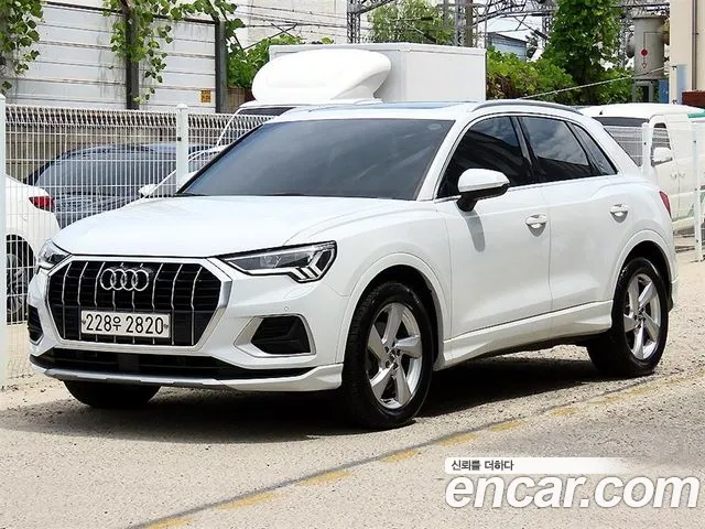 Audi Q3 2020 thumb 5