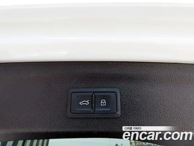 Audi Q3 2020 thumb 6