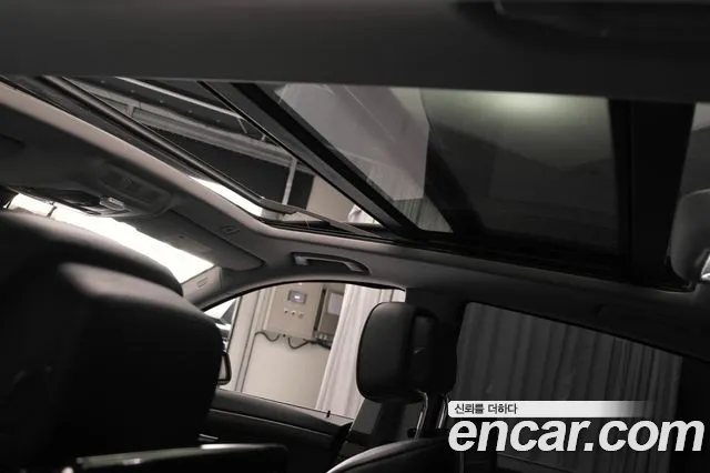 BMW 5 серии Gran Turismo 2011 thumb 12