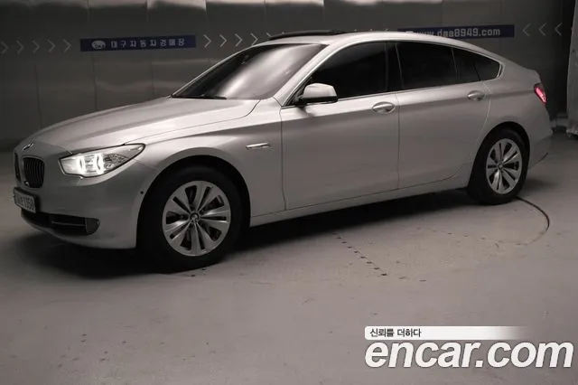 BMW 5 серии Gran Turismo 2011 thumb 7