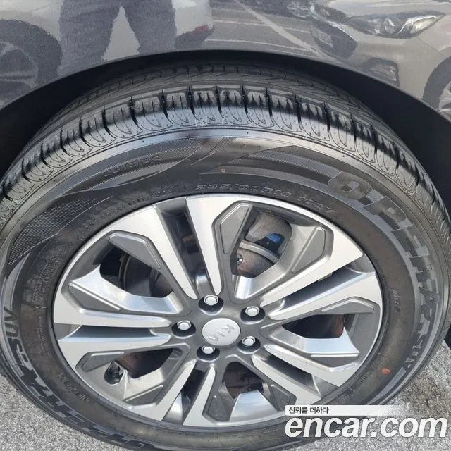 Kia Carnival 2018 thumb 7