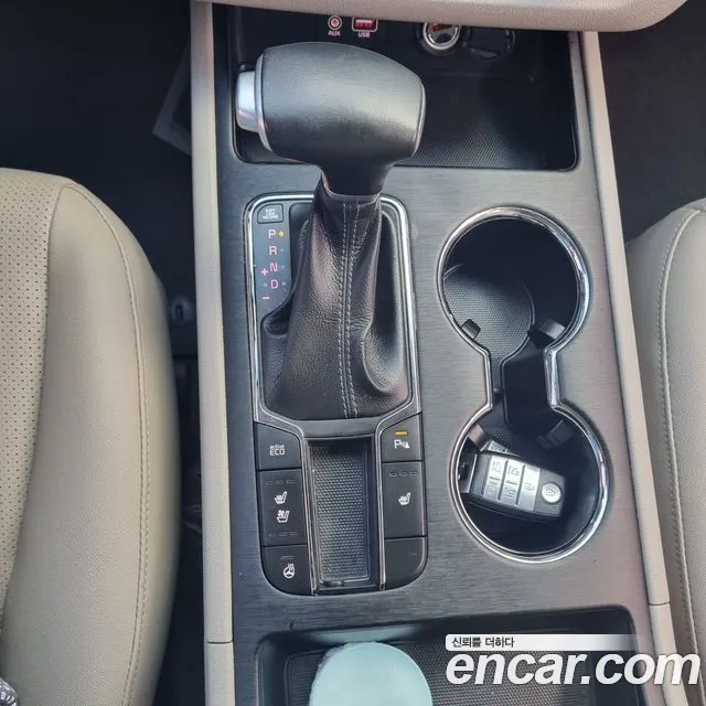 Kia Carnival 2018 thumb 5