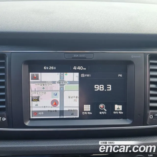 Kia Carnival 2018 thumb 2