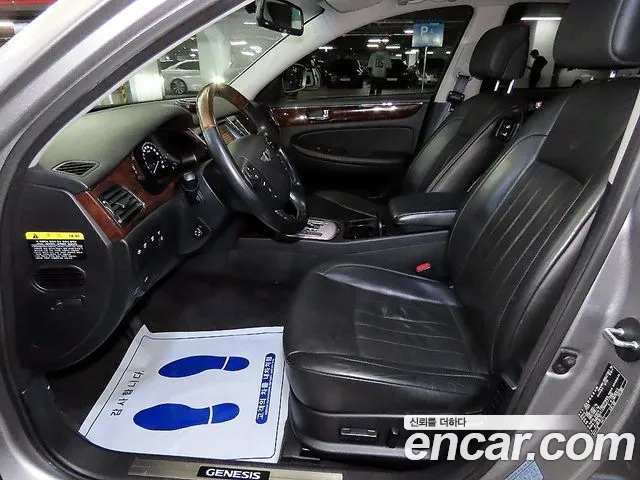 Hyundai Genesis 2009 thumb 6