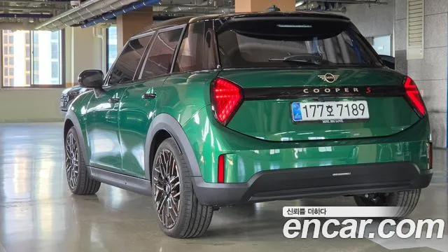Mini Cooper S 2025 thumb 3
