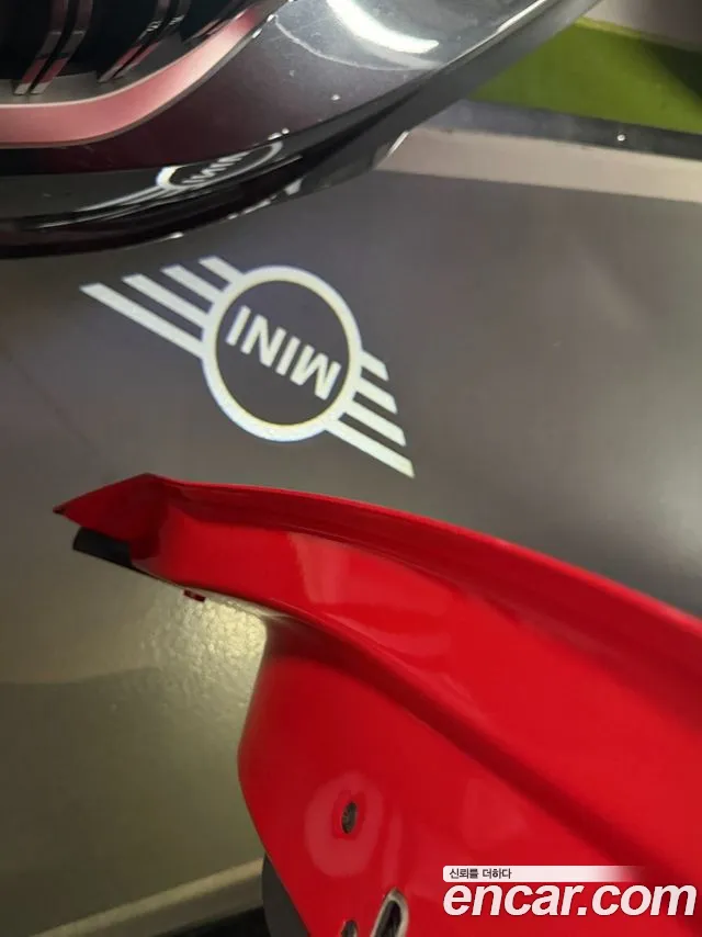 Mini Cooper 2024 thumb 12