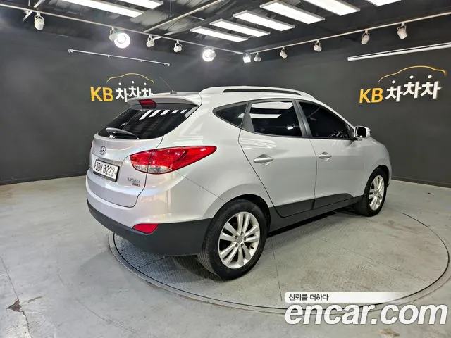 Hyundai ix 2011 thumb 3
