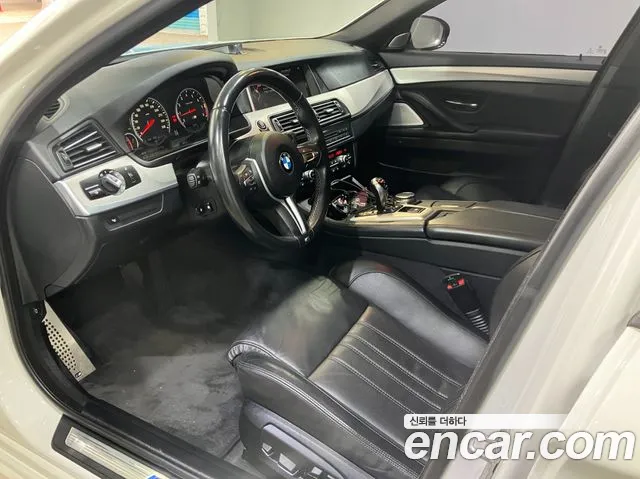 BMW M5 2015 thumb 2