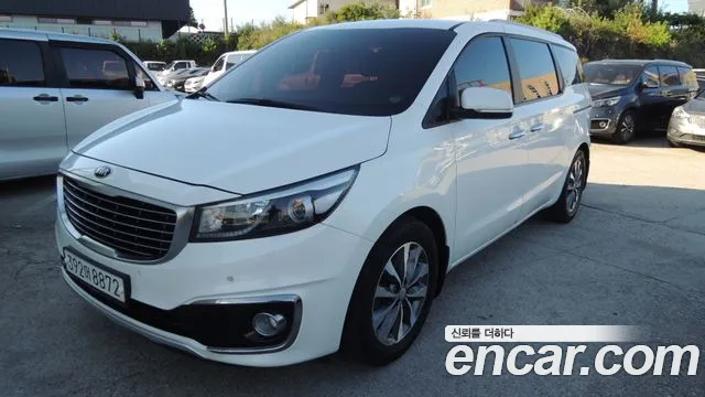 Kia Carnival 2016 thumb 3