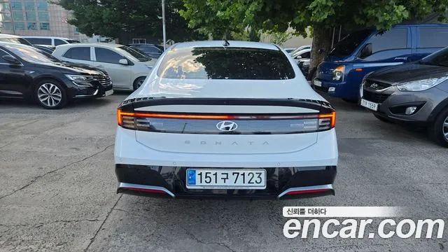 Hyundai Sonata 2023 thumb 12