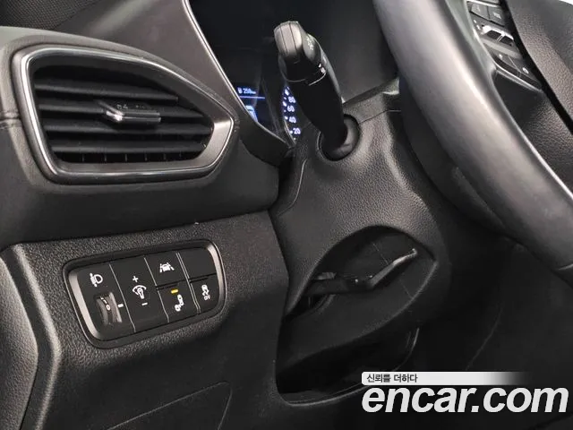 Hyundai Santa Fe 2020 thumb 9