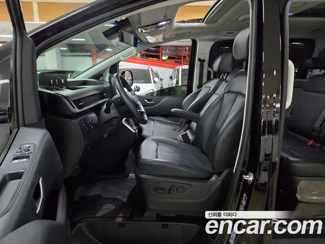 Hyundai Staria 2022 thumb 12