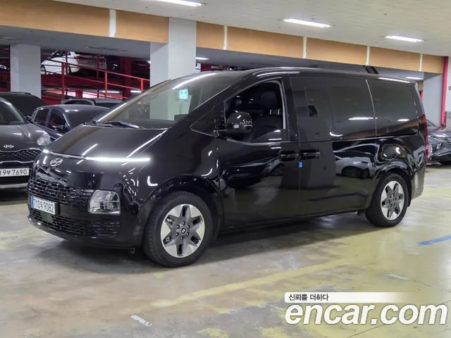 Hyundai Staria 2022 thumb 2