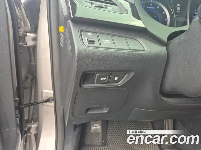 Hyundai Grandeur 2014 thumb 10