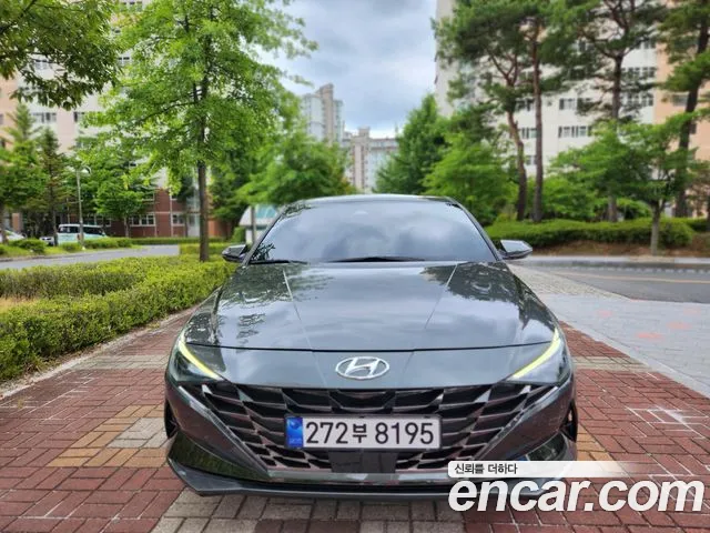 Hyundai Elantra 2022 thumb 11