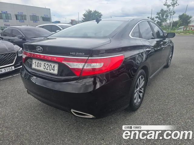 Hyundai Grandeur 2011 thumb 2
