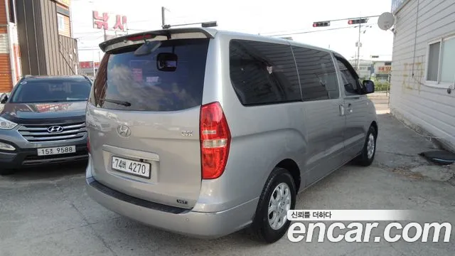 Hyundai Staria 2012 thumb 5