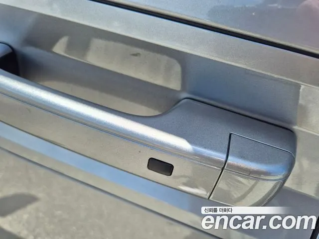 Hyundai Staria 2021 thumb 12