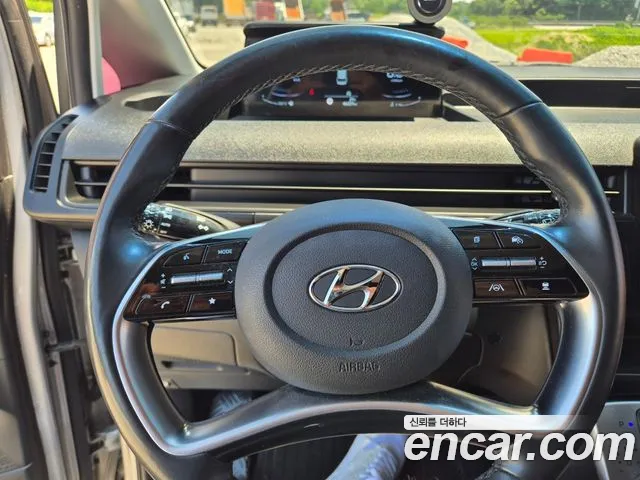 Hyundai Staria 2021 thumb 8