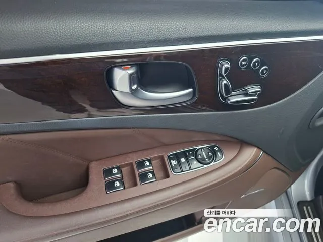 Hyundai Equus 2014 thumb 6