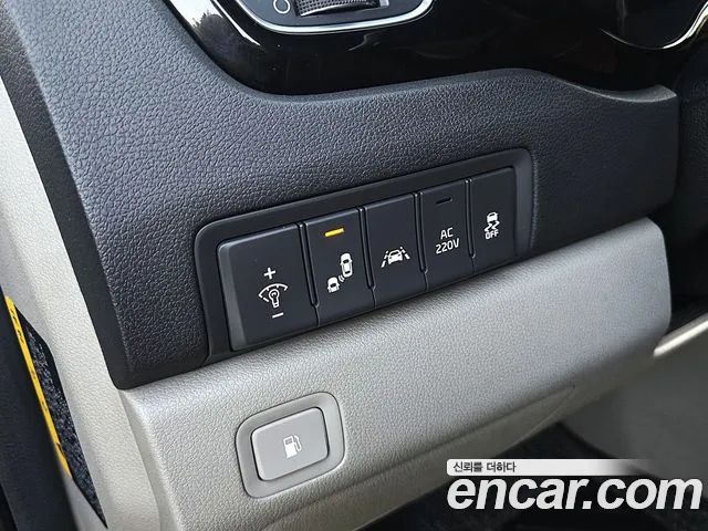 Kia Carnival 2014 thumb 10