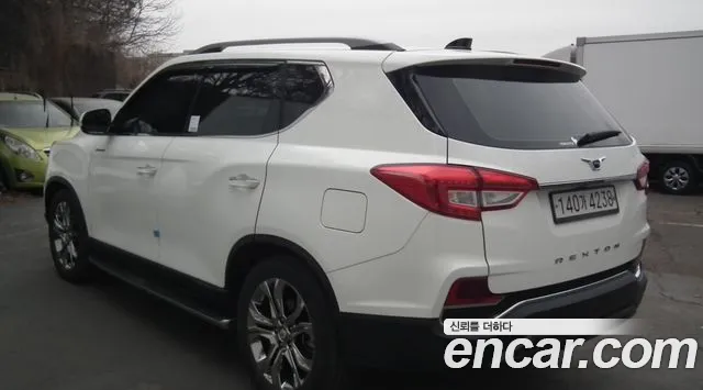 KGM Rexton 2020 thumb 2