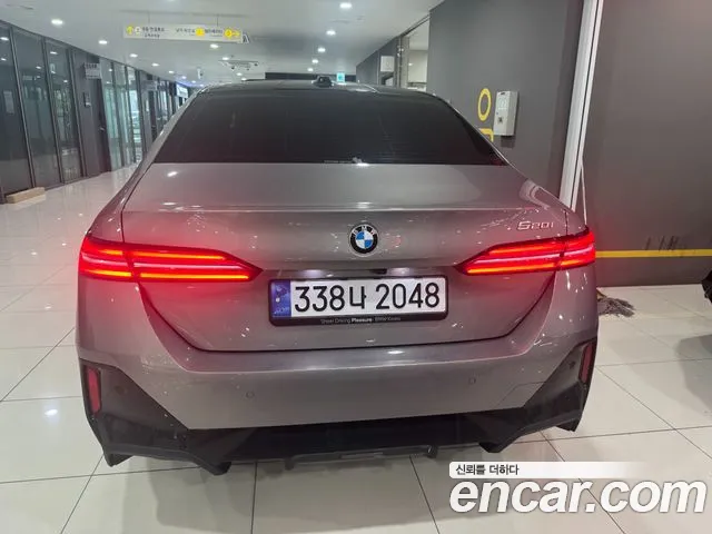 BMW 5 серии 2025 thumb 5