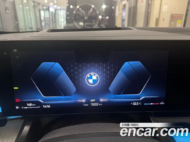 BMW 5 серии 2025 thumb 3