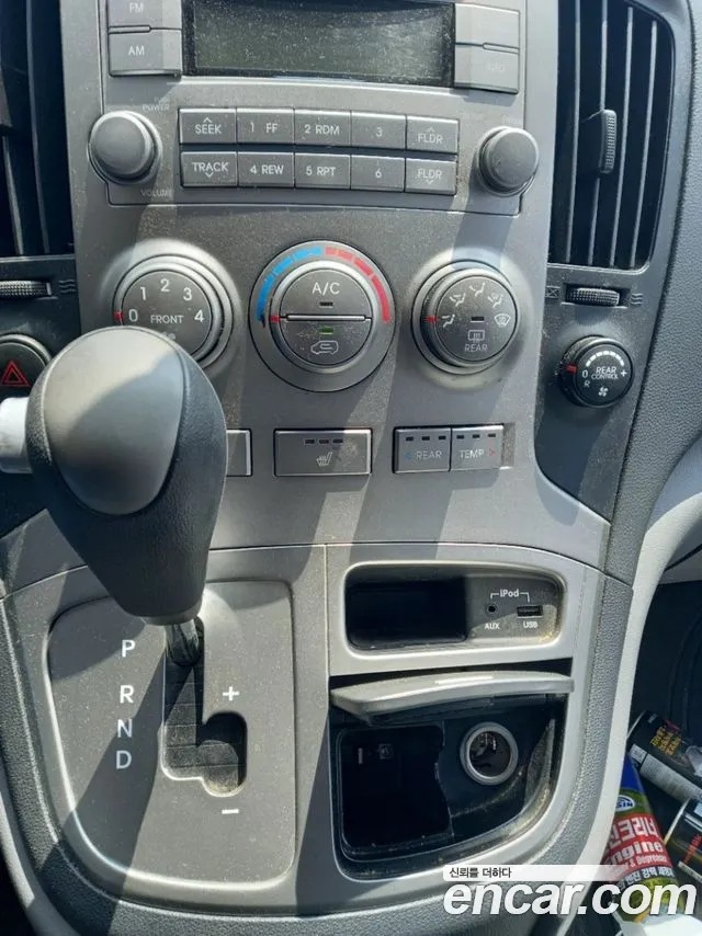 Hyundai Staria 2012 thumb 4