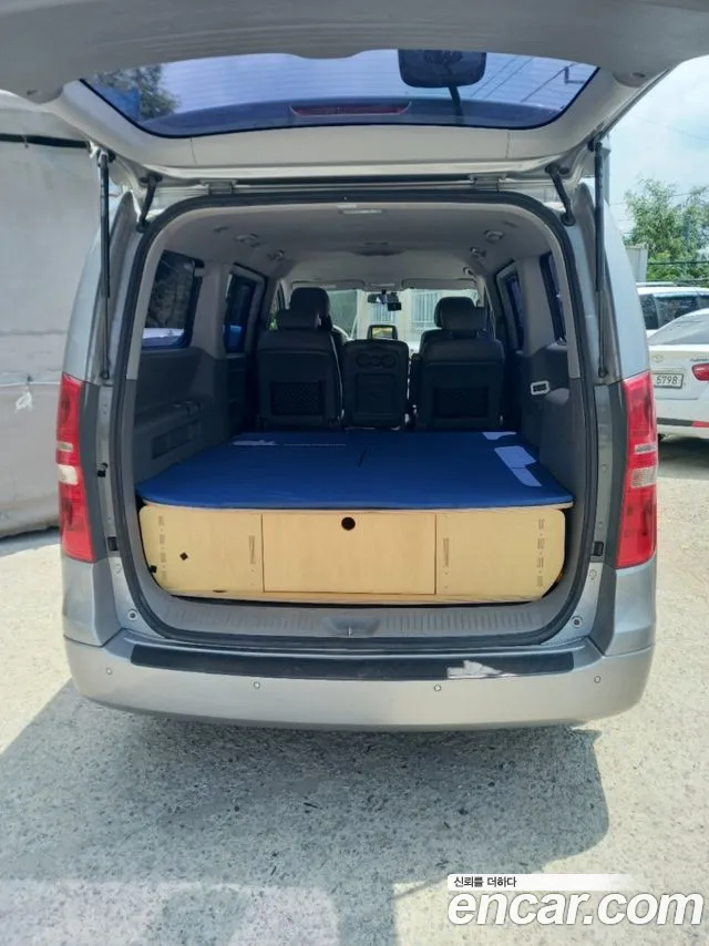 Hyundai Staria 2012 thumb 7
