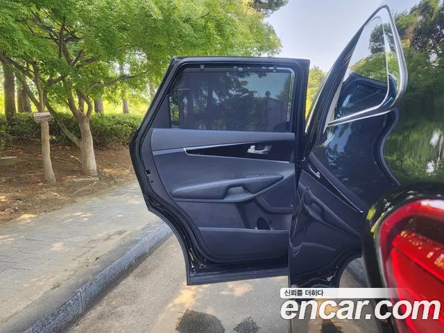Kia Sorento 2018 thumb 10