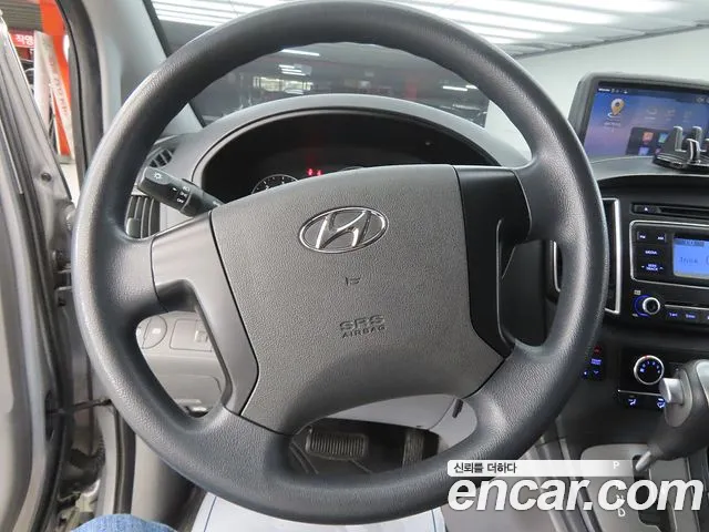 Hyundai Staria 2018 thumb 5
