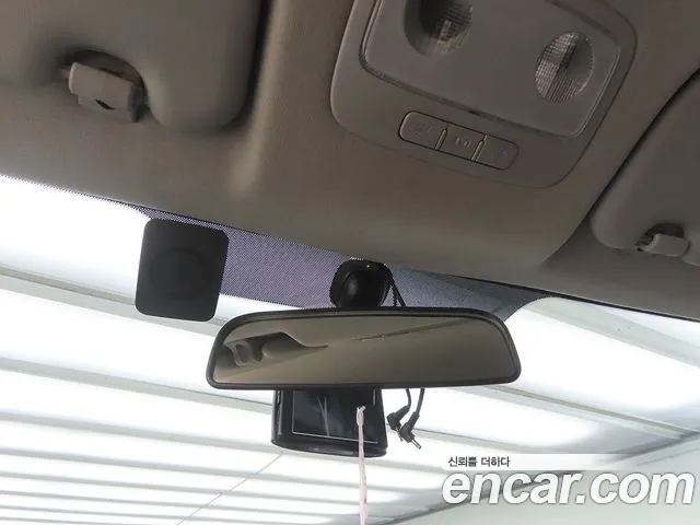Hyundai Staria 2018 thumb 6