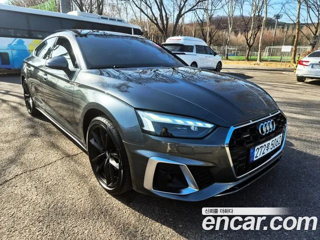Audi A5 2021 thumb 10