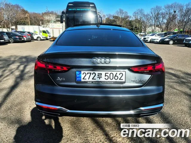 Audi A5 2021 thumb 8