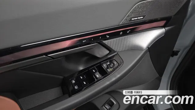 BMW 5 серии 2025 thumb 3