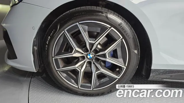 BMW 5 серии 2024 thumb 3