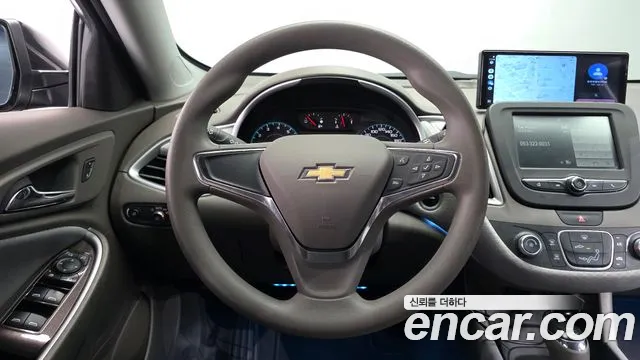 Chevrolet Malibu 2017 thumb 4