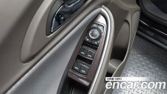 Chevrolet Malibu 2017 thumb 12