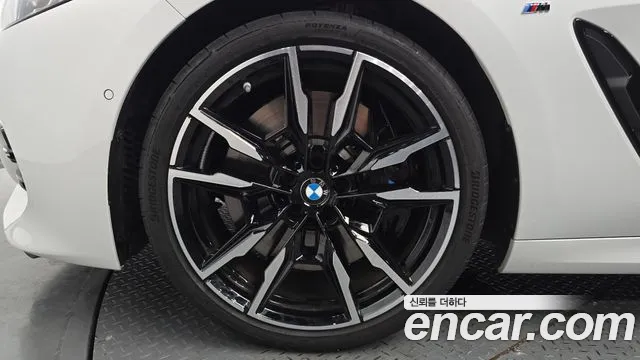 BMW 8 серии 2025 thumb 5