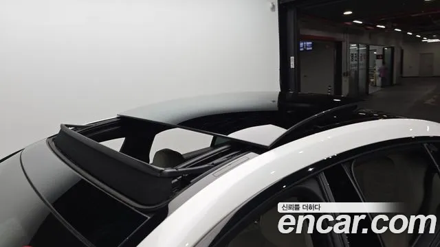 BMW 8 серии 2025 thumb 12