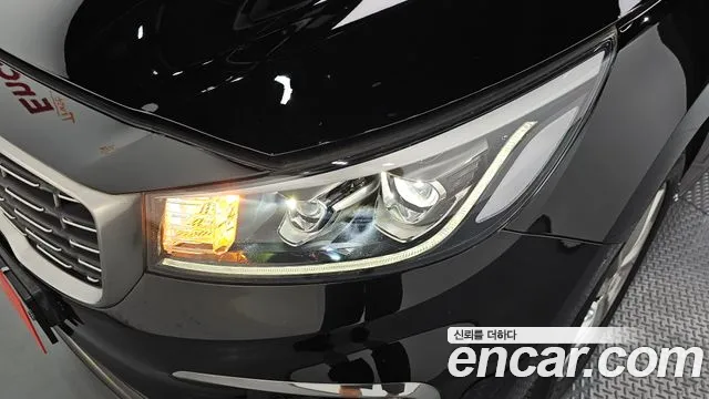 Kia Carnival 2018 thumb 5
