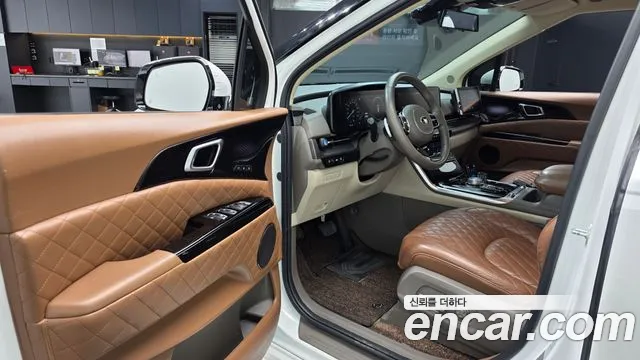 Kia Carnival 2021 thumb 9