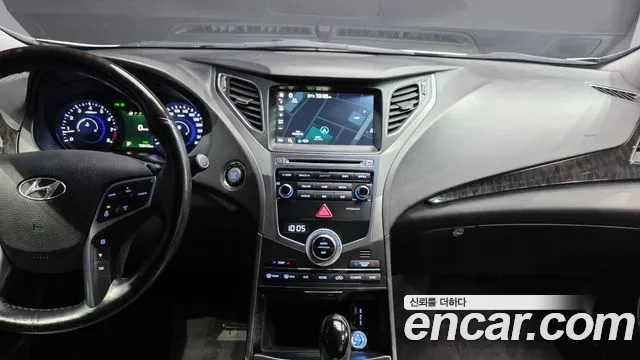 Hyundai Grandeur 2015 thumb 12