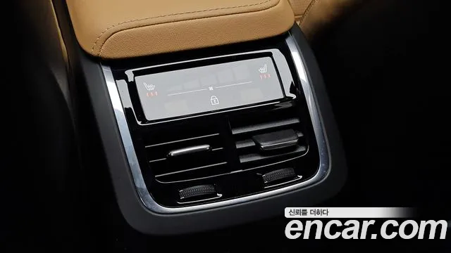 Volvo S60 2024 thumb 4